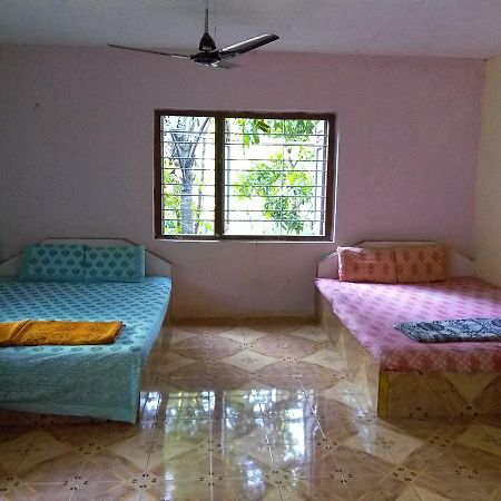 Om Shree Bed And Breakfast Harihareshwar Exterior photo